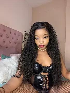 Freechat ItsLeyaa on StripChat