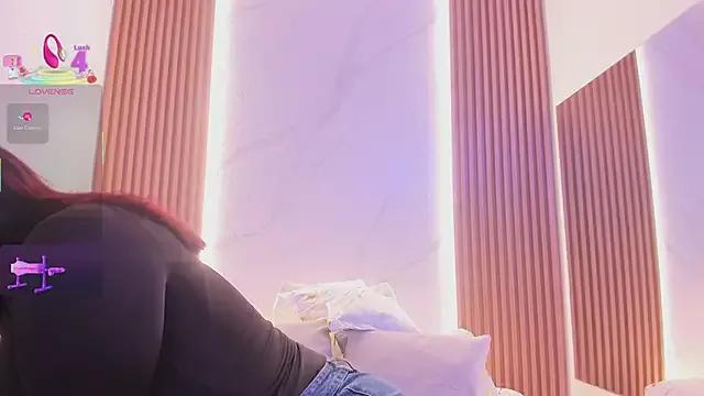 Freechat juicy_led_ on StripChat