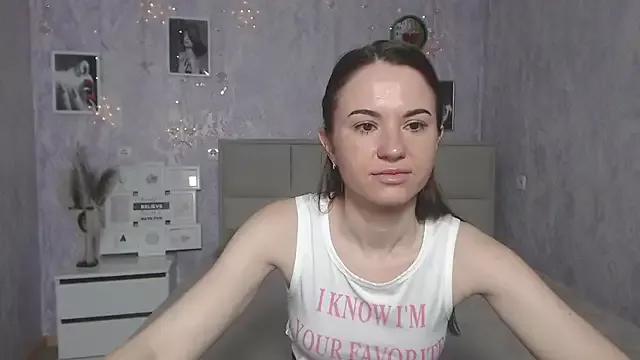 KaraCriegs on StripChat 