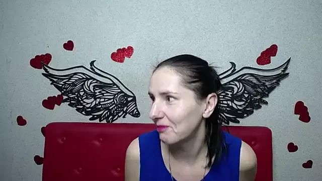KarinaSwann on StripChat 