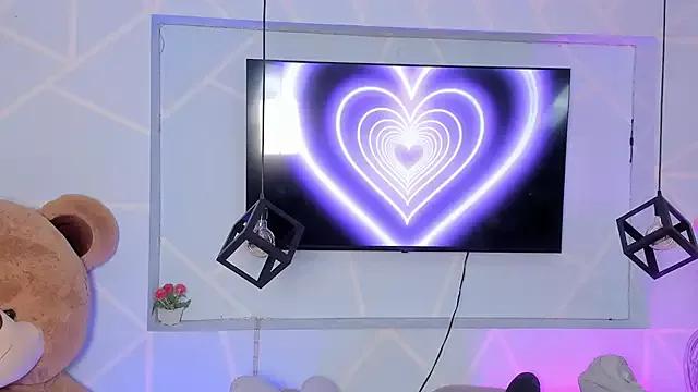 Freechat karol_noa on StripChat