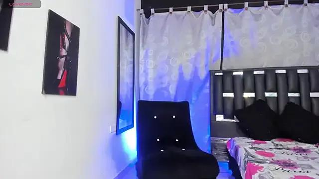 Freechat katherina_diaz on StripChat