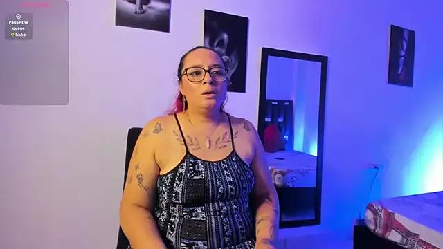 Freechat katherina_diaz on StripChat