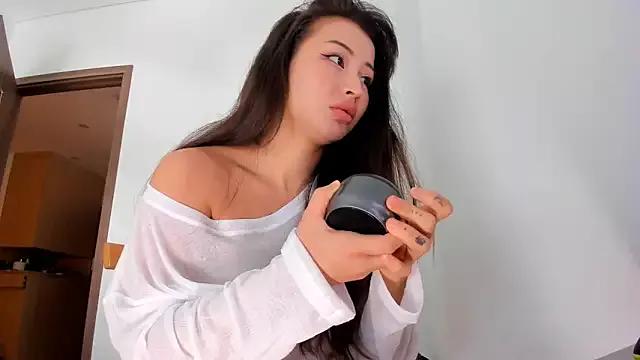 Freechat kawaii_mia on StripChat