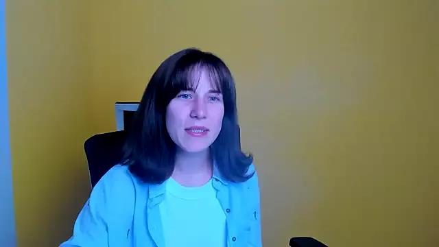 Kelly_Kisss on StripChat 