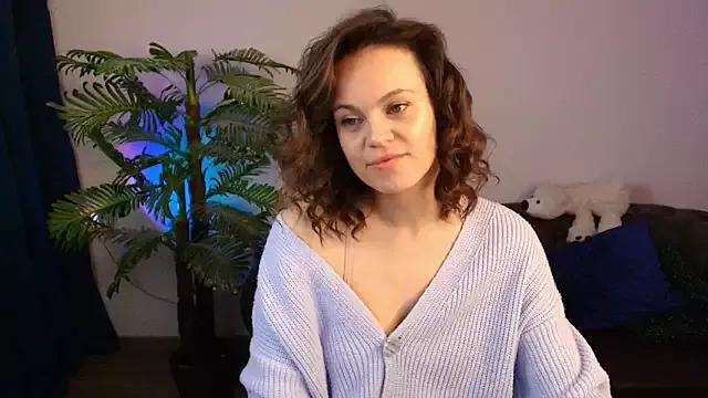 KiraEnergy on StripChat 