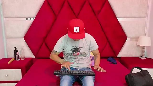 Discover Kity_spiderr, they want to masturbate for you Kity_spiderr from StripChat