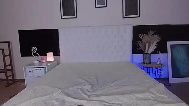 KristiVegass on StripChat 