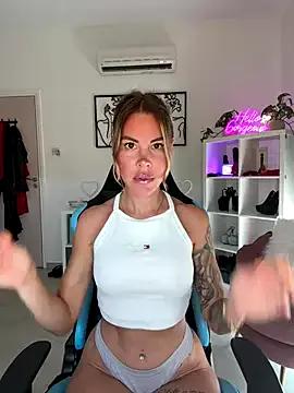 Watch naked camwhore Lara_Bergmann Lara_Bergmann from StripChat