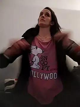 Freechat Laura_Ati on StripChat