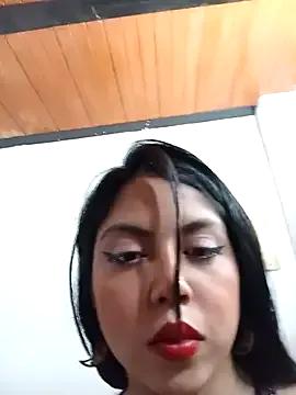 Freechat leah_passion on StripChat