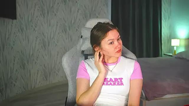 Explore 23 years old LewisThrone from StripChat LewisThrone from StripChat