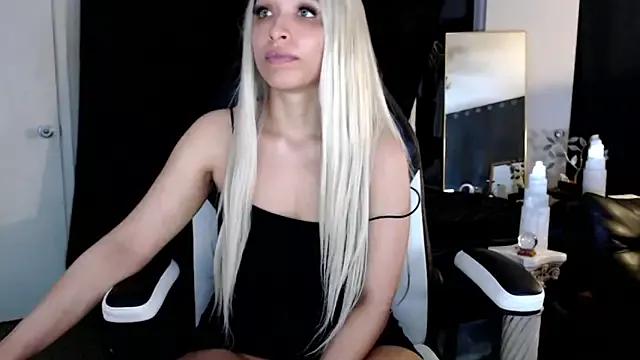 Freechat liadivina on StripChat