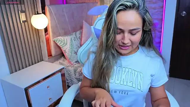 StripChat Lila_cute1 lila_cute1 from StripChat