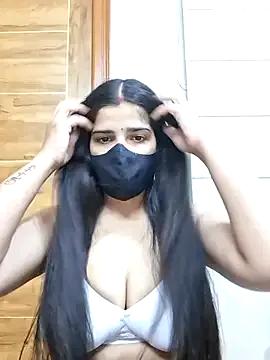 Watch sweet camwhore Lilmisscutie lilmisscutie from StripChat