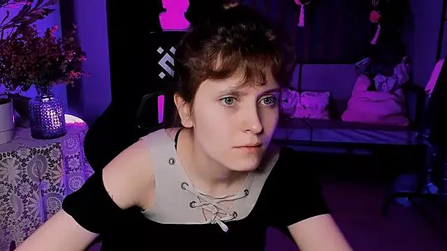 LolaAsmus on StripChat 