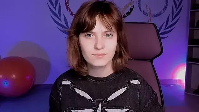 LolaAsmus on StripChat 