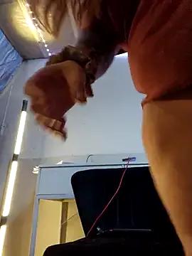 Freechat Love86Emily on StripChat