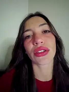 Freechat loveuu-bae on StripChat