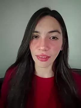 Freechat loveuu-bae on StripChat