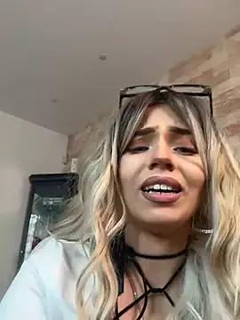 Freechat maddisonblush on StripChat