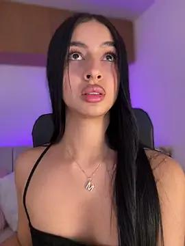 Freechat maddy_bronw_ on StripChat