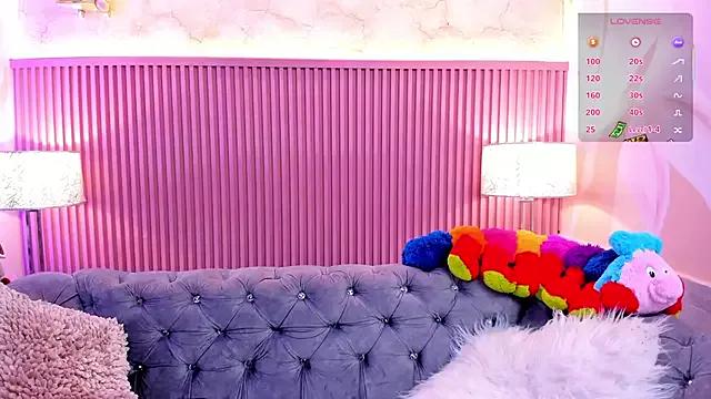 Freechat MadyJackson on StripChat