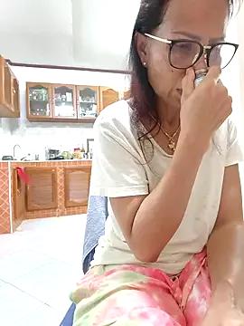 Mama_Eva_1 on StripChat 