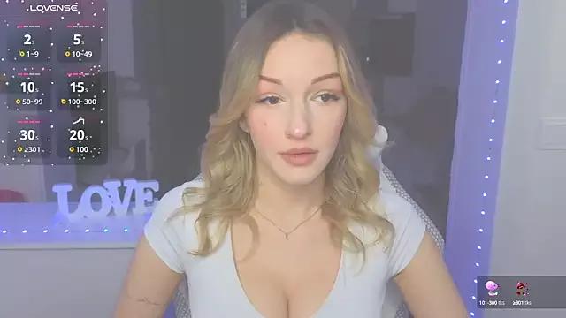 MargaretSweet1 on StripChat 