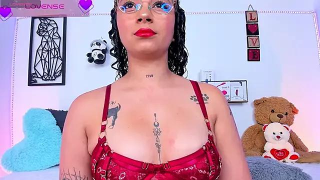 Mari_Sweett on StripChat 