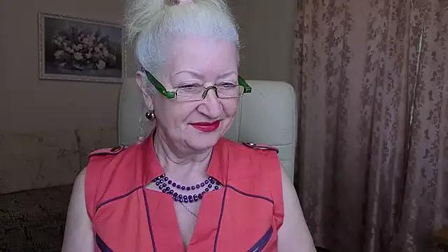 Maya_Mayflower on StripChat 
