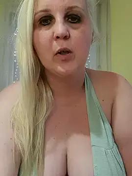 Freechat Mayci1984 on StripChat