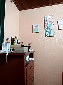 Watch 23 years old Mia-Glow from StripChat Mia-Glow from StripChat