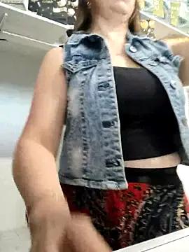 Mia_Novikov from StripChat