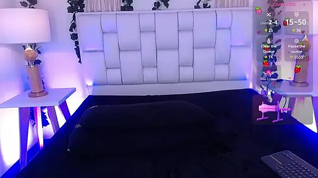 Freechat Miaa_gh1 on StripChat