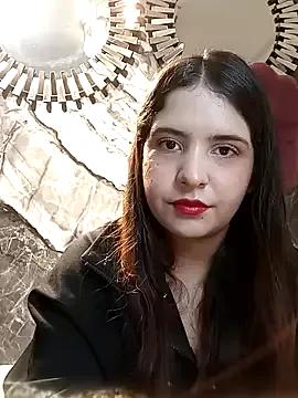MiaLaurenzz on StripChat 