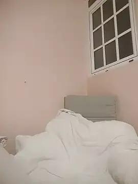 Private mikateen on StripChat