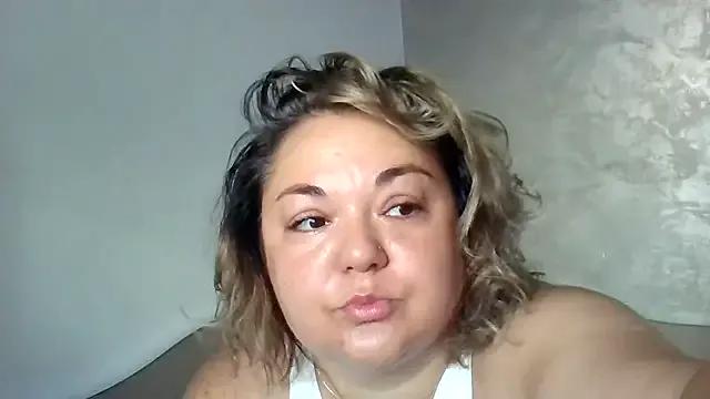 Freechat MikyVesela on StripChat