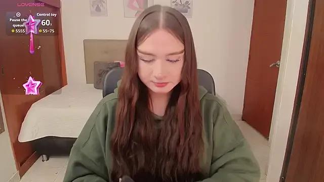 Try Miley_Baker, zie wants to masturbate for you Miley_Baker from StripChat