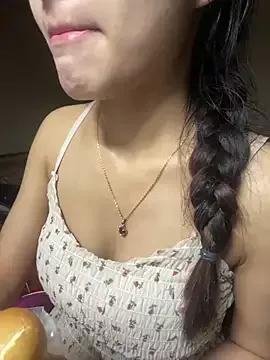 Mina048 on StripChat 