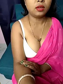 Miss-oly on StripChat 