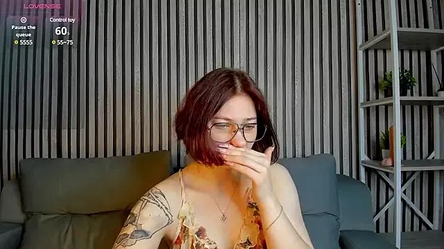 Miss_you_kiss on StripChat 
