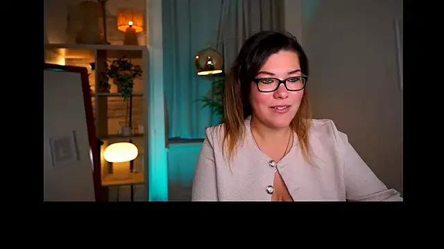 mrs_fllowerr from StripChat