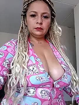 Freechat nahomysaints on StripChat