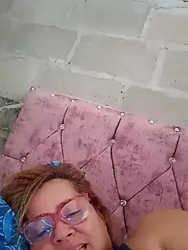 natally_ross21 on StripChat 