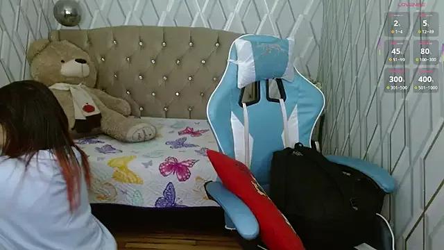 Freechat NicolleTaylor on StripChat