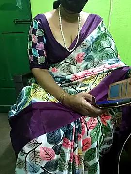 niiveditha on StripChat 