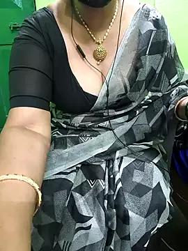 niiveditha on StripChat 