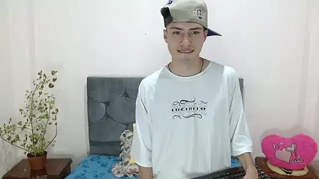 Freechat nolanjay_ on StripChat