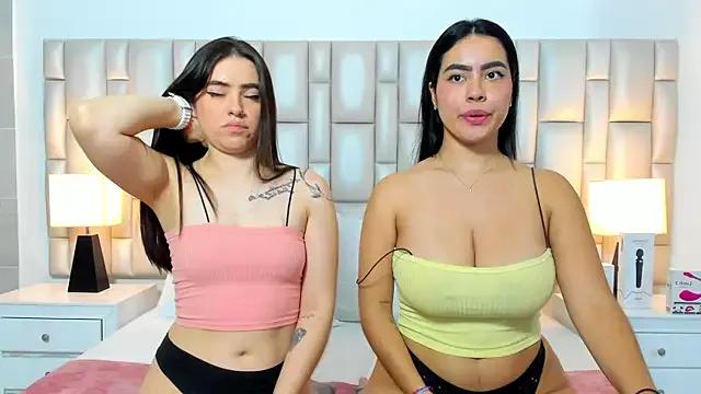 Freechat paola_katy_dicks on StripChat